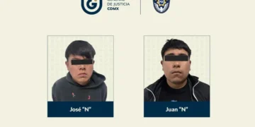 Detienen a dos presuntos extorsionadores en CDMX; exigían 20 millones a un comerciante