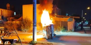 Vecinos intentan linchar a conductor que atropelló a un menor en Tlajomulco