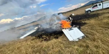 Se desploma avioneta en Purépero, Michoacán; cinco personas resultan lesionadas