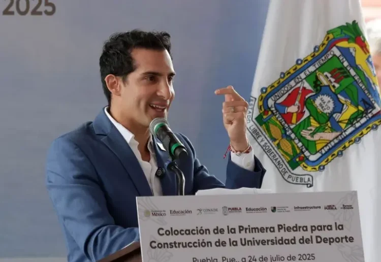 Crece el escrutinio sobre Rommel Pacheco por presunta red de contratos a favor de su familia