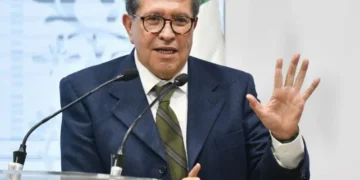 Monreal exhorta a la SCJN a mantener límites constitucionales y evitar decisiones que vulneren la seguridad jurídica