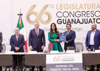 Campesinos y transportistas acuden a Segob tras bloqueos; denuncian intento de incluir a ajenos en diálogo