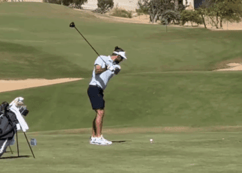 Michael Phelps cambia la alberca por el campo de golf