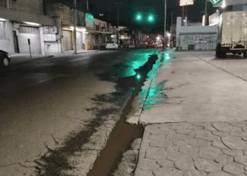 Gran fuga provoca suspensión de agua en Apodaca, San Nicolás y Guadalupe