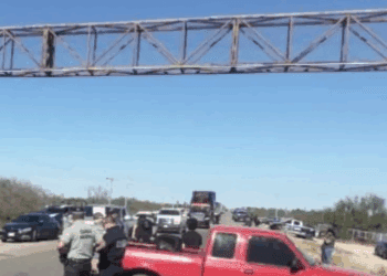 Paralizan el Norte: Campesinos y transportistas bloquean carreteras clave en Coahuila