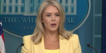 ICE detiene a madre del sobrino de vocera de la Casa Blanca