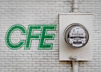 CFE emite alerta nacional por multas falsas