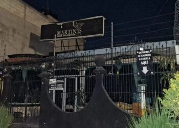 Terror en Tlaxcala: Comando armado irrumpe en bar y secuestra a dos hombres a punta de armas largas