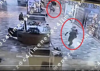 Filtran video del asalto a joyería en Plaza San Jerónimo