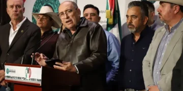 Oposición exige frenar análisis de la nueva Ley de Aguas por riesgos al sector agrícola