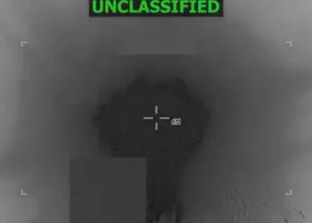 Legisladores de EU investigan posible delito de guerra tras ataque a embarcación en el Caribe