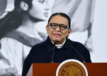 Sheinbaum viaja a Washington y Rosa Icela asumirá la conferencia del 5 de diciembre