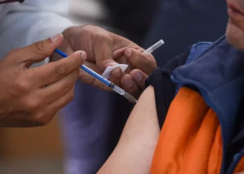 México enfrenta riesgo de perder su certificación libre de sarampión en 2026 por baja cobertura de vacunación
