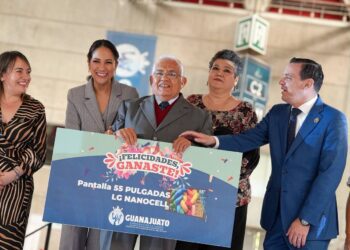 Reconoce Gobernadora trayectoria de las y los jubilados de Guanajuato