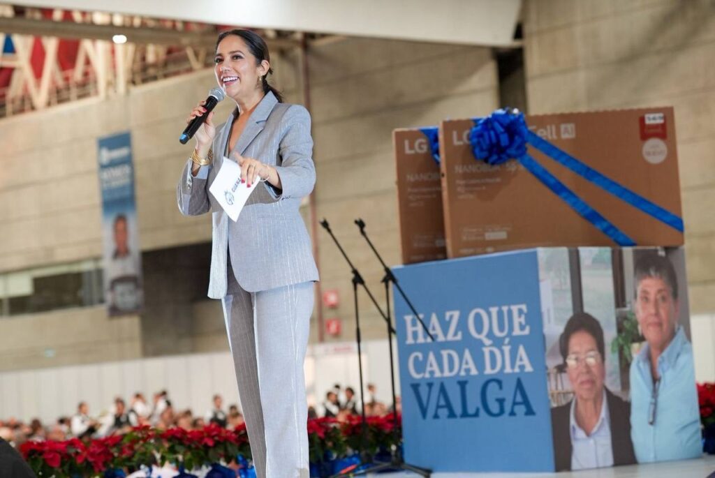 Reconoce Gobernadora trayectoria de las y los jubilados de Guanajuato