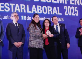 Entrega Gobernadora Estímulos al Desempeño y Bienestar Laboral 2025