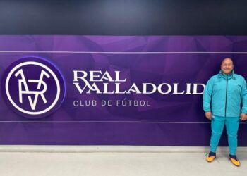 Enrique Alfaro continúa en el Real Valladolid pese al relevo en el banquillo