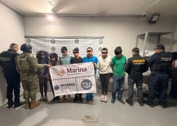 Detienen a siete personas por armas y presunta droga durante operativo en Ecatepec