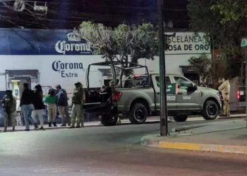 Lanzan artefacto explosivo contra bar en Pedro Escobedo durante Nochebuena