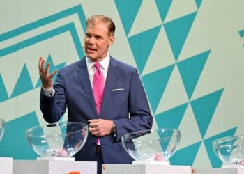 Critican a Alexi Lalas por minimizar a la Selección Mexicana