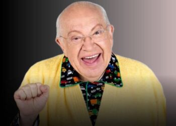 Actor de Una Familia de Diez recibe parte de la herencia de Eduardo Manzano