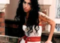 Amigas de Amy Winehouse subastan sus cosas sin autorización
