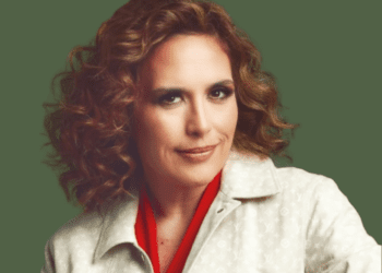 Angélica Vale reaparece con imagen renovada tras su divorcio