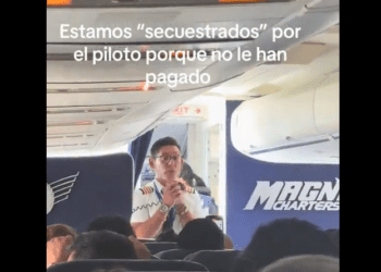 Piloto de Magnicharters impide despegue en el AICM por falta de pago