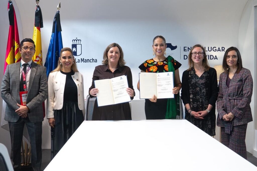 Anuncia Libia Dennise la nueva ruta área Bajío-Madrid