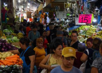 Inflación en México modera su avance y cierra 2025 en 3.69%
