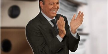 Fiscalía española archiva denuncia contra Julio Iglesias por falta de competencia legal