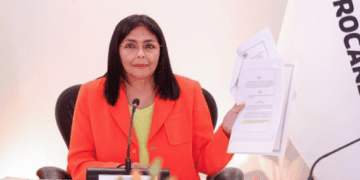 Delcy Rodríguez asume la presidencia interina de Venezuela tras detención de Nicolás Maduro