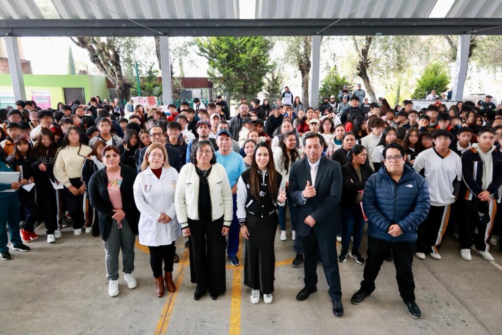 Gobierno de Atizapán acerca los servicios municipales a estudiantes
