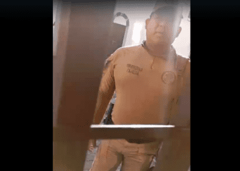 Al estilo de la delincuencia organizada, guardias golpean a trabajador de empresa de seguridad privada en Cuernavaca