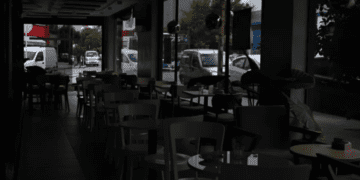 Falla eléctrica masiva deja a Buenos Aires a oscuras en plena ola de calor