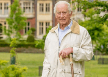 Carlos III ordena cierre anticipado de una de las residencias reales más conocidas