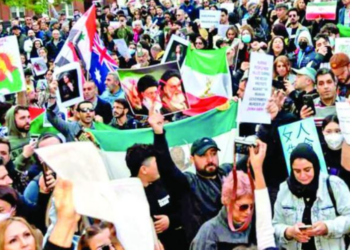 Irán restringe internet ante protestas que se extienden por el país