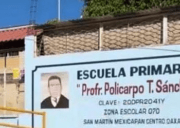 En Oaxaca, docente fallece por infarto en regreso a clases