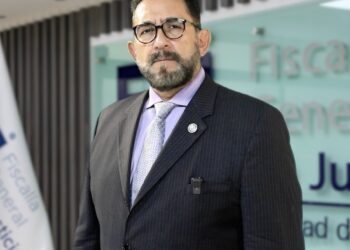 Reconfiguración en la FGR: Ulises Lara asume la Fiscalía de Asuntos Relevantes