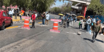 Habitantes de Fimesa protestan en Tultitlán por intento de renombrar colonia como “Cuarta Transformación”