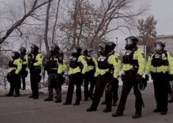 ¡TENSIÓN EN EL MUNDIAL! Confirman que el ICE patrullará los estadios de EE. UU. en 2026; temen operativos migratorios