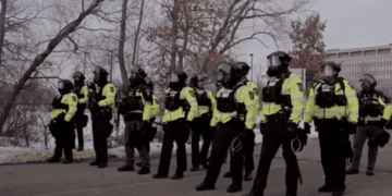 ¡TENSIÓN EN EL MUNDIAL! Confirman que el ICE patrullará los estadios de EE. UU. en 2026; temen operativos migratorios