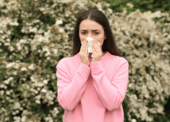 ¡Adiós a las alergias! Científicos crean revolucionaria vacuna de ARN que elimina reacciones al polen y alimentos con una sola dosis