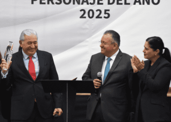 Rufo Ibarra Batista, personaje del año 2025, nombrado por Construyendo Comunidad