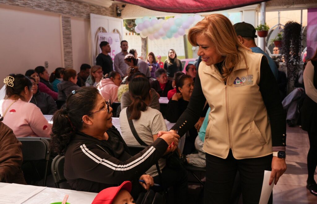 Paty Arévalo inaugura comedor comunitario en la colonia UAM